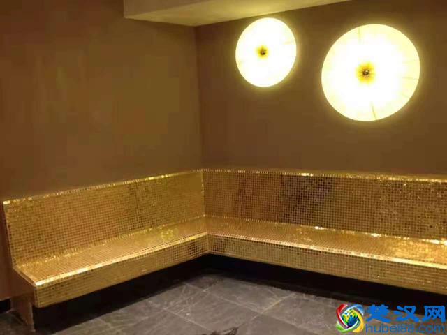 贴金箔多少钱一平？与金箔马赛克哪个好？