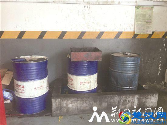 你知道吗？一吨废机油可污染百万吨水