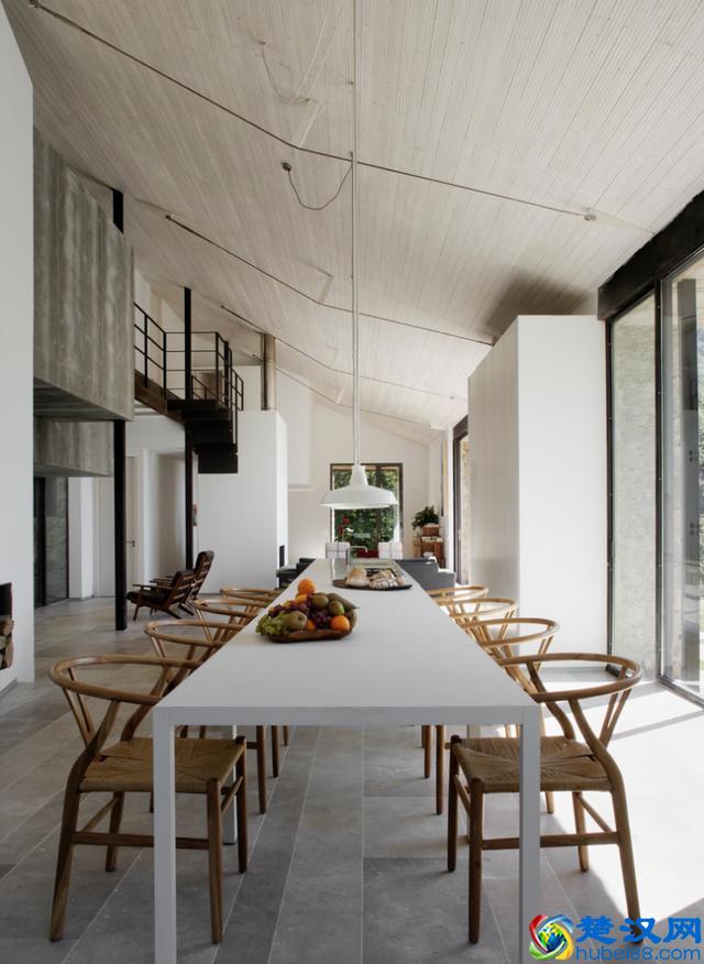 农村马厩和唯美民宿 差的就是一个建筑师