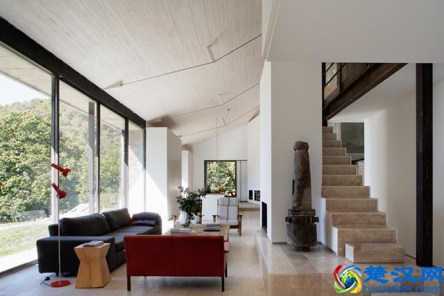 农村马厩和唯美民宿 差的就是一个建筑师