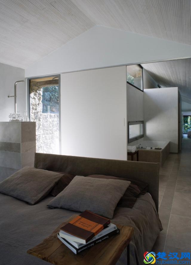 农村马厩和唯美民宿 差的就是一个建筑师