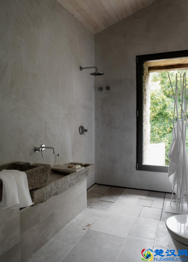 农村马厩和唯美民宿 差的就是一个建筑师