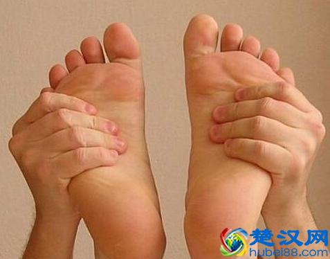 脚臭怎么根治，脚臭治疗小妙招