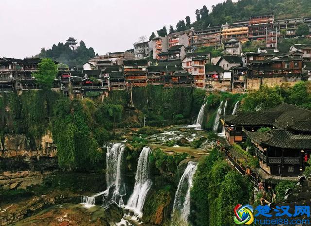 不去凤凰古城，就来芙蓉古镇