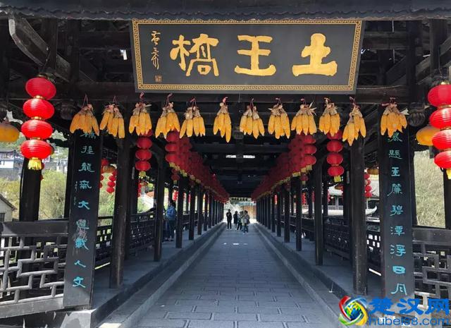 不去凤凰古城，就来芙蓉古镇