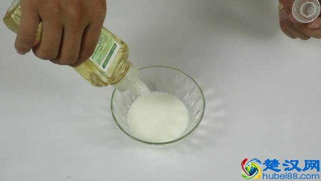 眼袋难看又显老？教你一招，大眼袋轻松去除，重拾自信