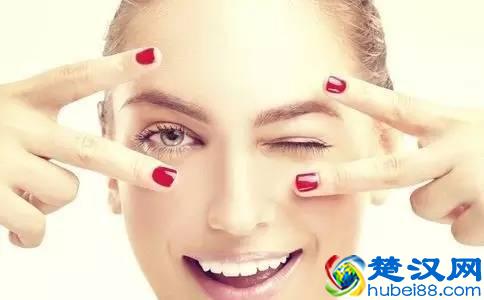 如何去眼角纹 做好这几步打造无暇眼周