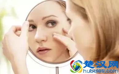 眼部细纹不要慌，教你几个小方法轻松消除！