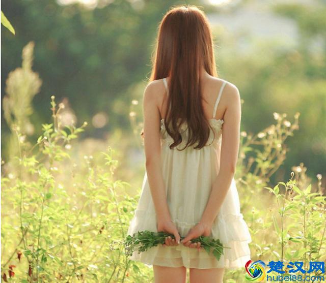 额头上总是长痘痘，怎么办?