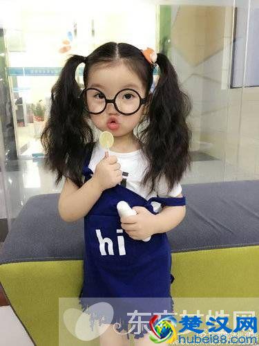 阿拉蕾崔雅涵个人资料 崔雅涵的爸爸究竟是什么身份？