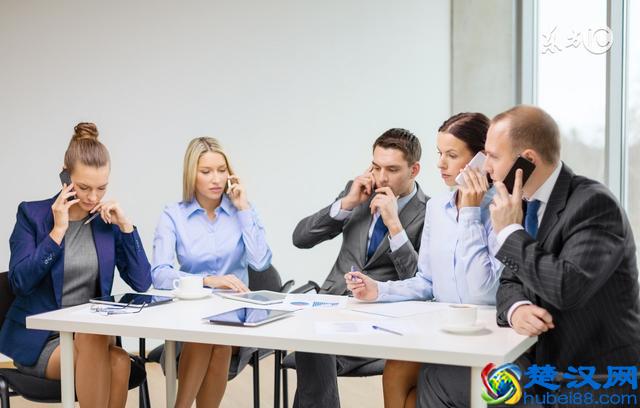 商务英语和英语专业有什么区别？哪个专业更吃香？这里有可能你的老师都不愿意告诉你的残酷真相