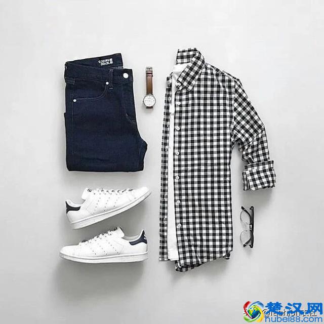 女生：爱穿白色鞋子的男人，就是比较斯文