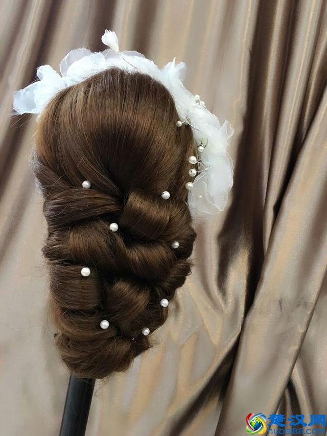 盘发造型 头饰制作