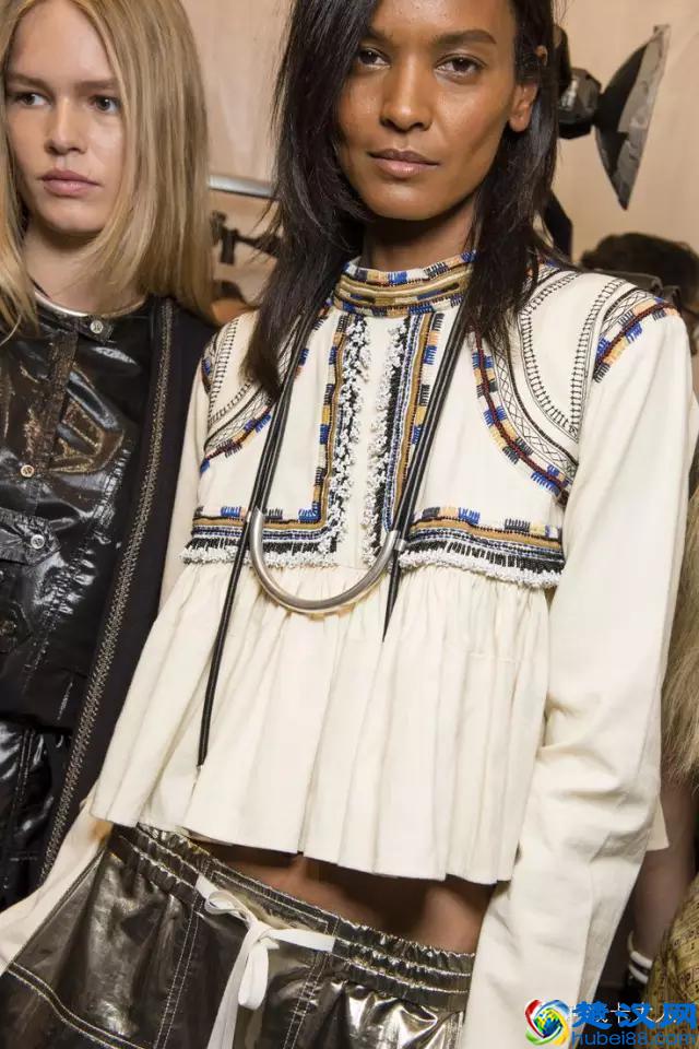 这几个明星最爱穿的小众品牌美惨了