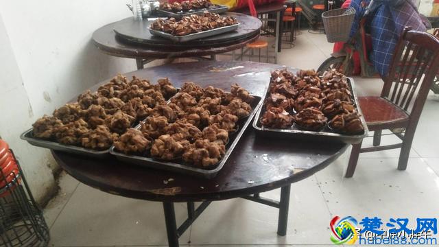 农村办事需要不少东西，但大多数都给浪费了