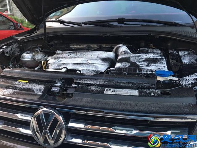 再也不用去洗车店，自己动手轻松清洗发动机舱！