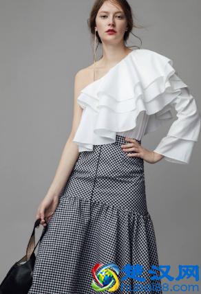 女生肩膀宽毁形象，如何改善宽大的肩膀