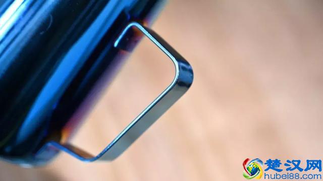 漂亮的咖啡拉花，是用什么样的奶缸拉出来的？