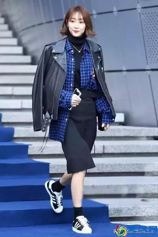 毛衣+衬衫，最爆表穿搭方法