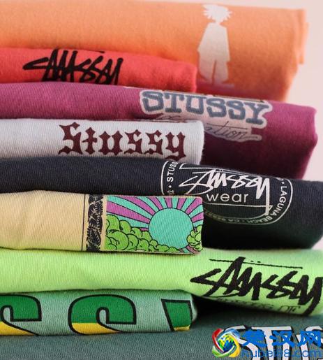 科普男生情侣潮牌穿搭服装 日潮美潮以及国潮的购买体验以及价格