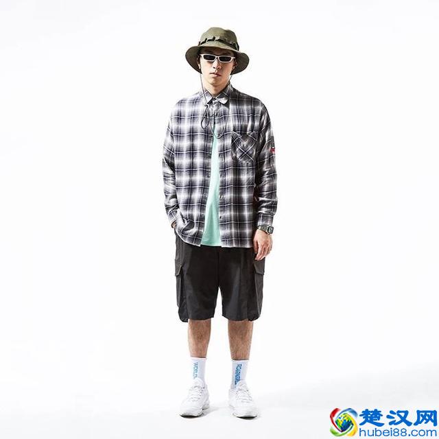 科普男生情侣潮牌穿搭服装 日潮美潮以及国潮的购买体验以及价格