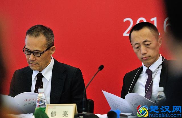 万科正式进入郁亮时代，商业地产向左还是向右？