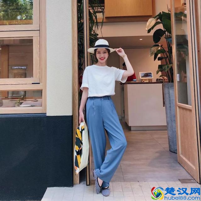 学会100个拍照pose大全，让你的照片美爆朋友圈