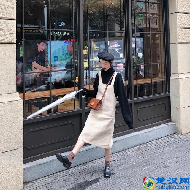 学会100个拍照pose大全，让你的照片美爆朋友圈