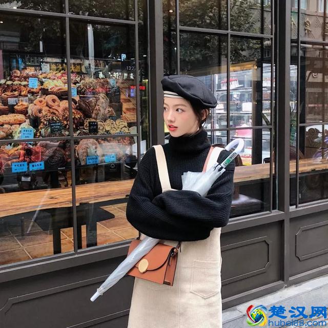 学会100个拍照pose大全，让你的照片美爆朋友圈