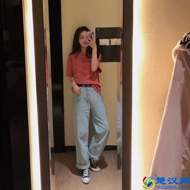 学会100个拍照pose大全，让你的照片美爆朋友圈