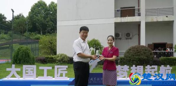 时光不老，我们不散：2019武汉职业技术学院毕业典礼盛大举行