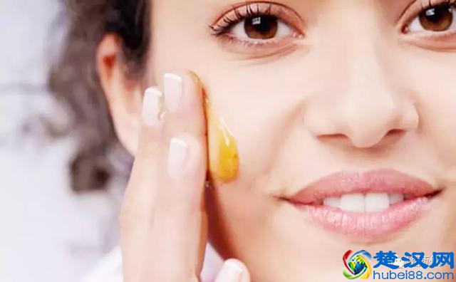 能用蜂蜜来洗脸吗？