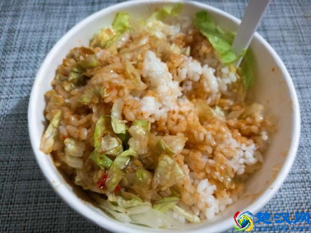 在麦当劳吃上盖浇饭，麦当劳蜜汁鸡腿满碗饭测评