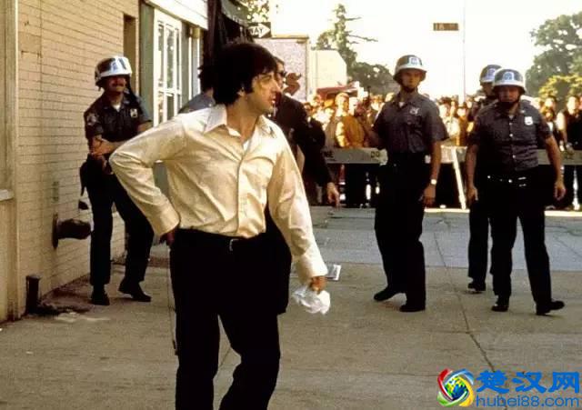 这5部世界级黑色幽默电影，看的时候笑喷，看完后沉默