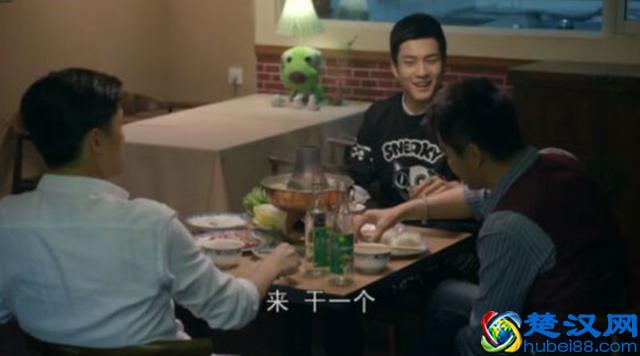 探秘中国低端白酒:为什么“牛栏山二锅头”能占领酒桌?