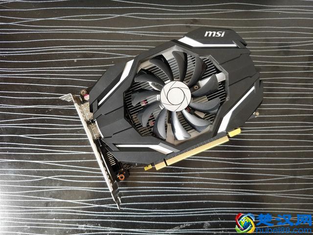 如果你只玩英雄联盟，那么这套3000元的配置适合你！