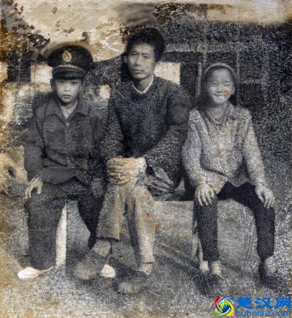 旧照片怎么翻新，你想不到的照片修复过程！