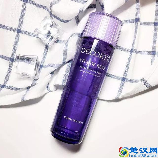 夏季油性肌肤用什么爽肤水能够清爽补水不油腻?你真的清楚吗？