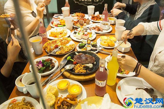 高逼格阿尔卑斯自助餐免费吃!牛排吃到扶墙出?我们一起去吃垮潍坊这家人气西餐自助 ……