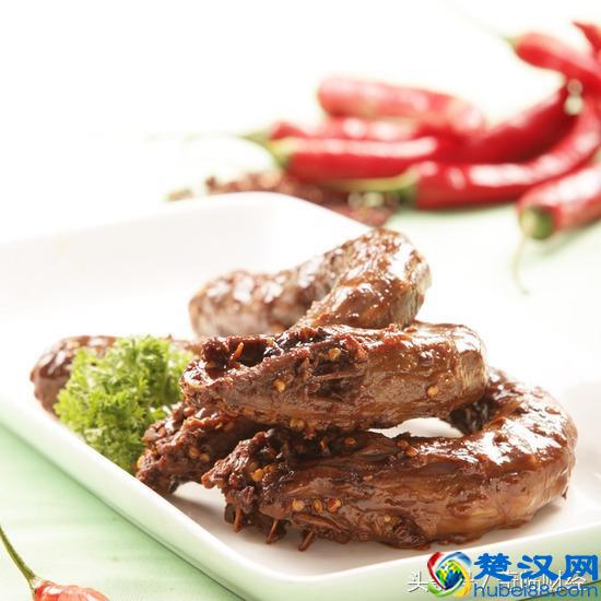 周黑鸭、绝味、煌上煌三鸭争霸，看传奇的诞生