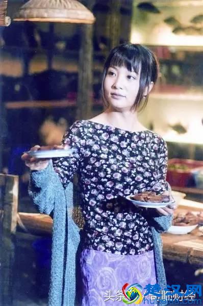 周黑鸭、绝味、煌上煌三鸭争霸，看传奇的诞生