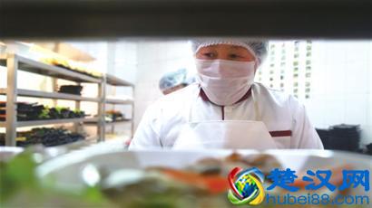 彤德莱火锅：老百姓喜爱的快乐美味