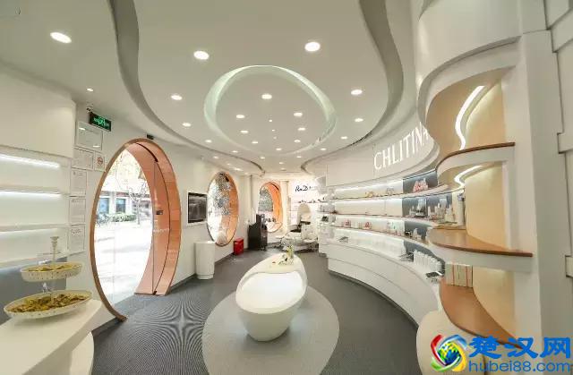 专访｜克丽缇娜董事长：论第一美容加盟连锁品牌的永续经营之道——做有灵魂的创新者