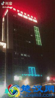 抖音7大玩法：别人熬夜刷抖音，我们如何卖产品？