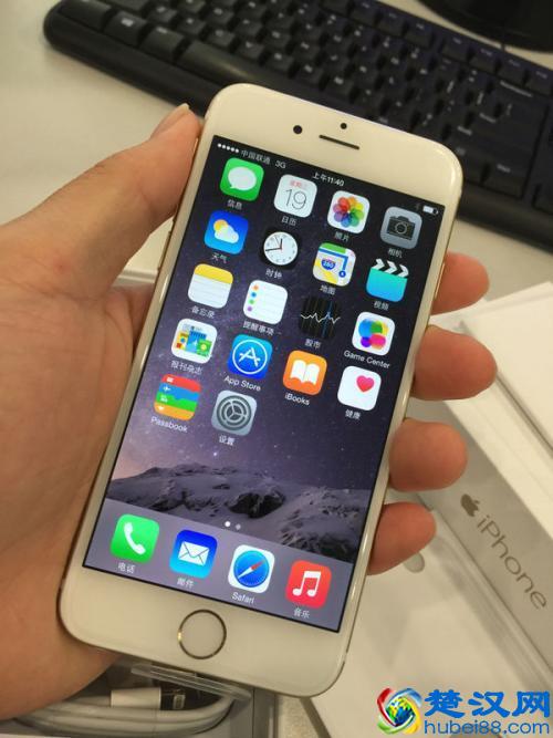 国产手机发展不错，但现在想趁降价买一部苹果手机，合适吗！