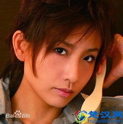 宝冢歌剧院，全日本男人的情敌，居然是比男子更英俊的女演员？