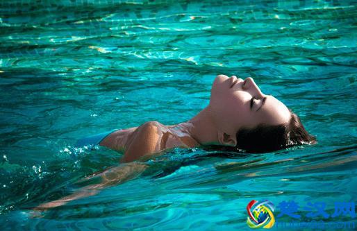 耳朵里面疼并非都是上火，出现这种症状千万要小心！