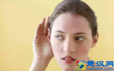 耳朵里面疼并非都是上火，出现这种症状千万要小心！