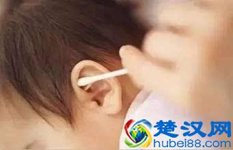 耳朵里面疼并非都是上火，出现这种症状千万要小心！