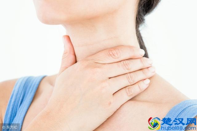 喉咙痒咳嗽怎么办？这5个方法比较靠谱，可以一试